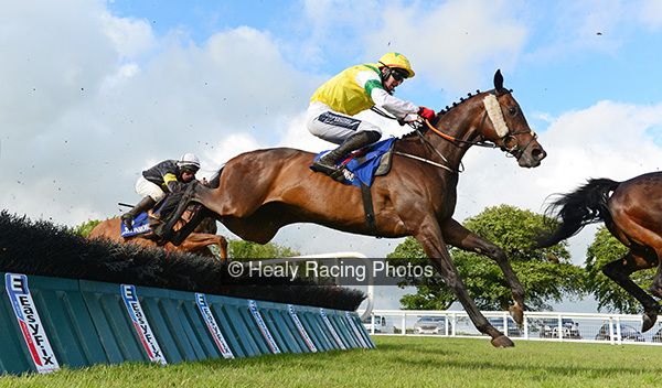 irishracing.com tweet media