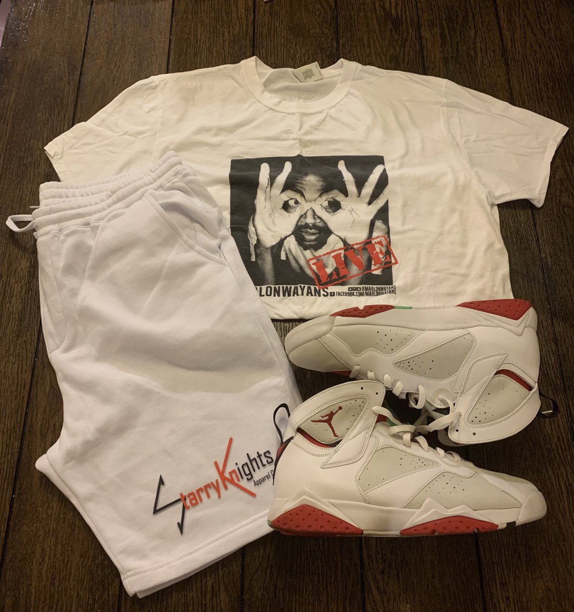 SKApparelCo's tweet photo. @noahdonotcare Use that $120 and shop with us @ https://t.co/EIEBk0RJm9 Use code STARLITE at checkout for 10% off your total order! #TakeGiantLeaps https://t.co/ncxvgZVJEW