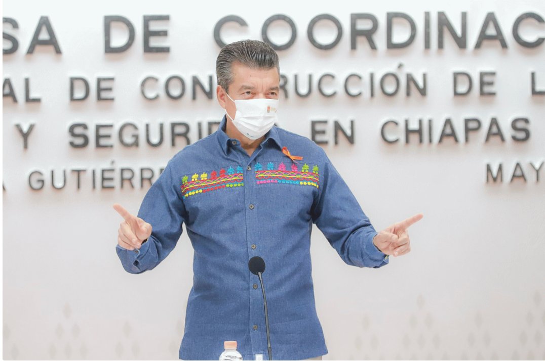 ICOSOyRPChiapas's tweet photo. Refrenda Rutilio Escandón su compromiso por la seguridad y el bienestar de las niñas y mujeres

El gobernador reconoció los avances en las acciones enfocadas a garantizar el respeto a los derechos humanos y una vida libre de violencia a las mujeres y niñas
https://t.co/NksQ3mMZTX https://t.co/ttpIPy7VpE