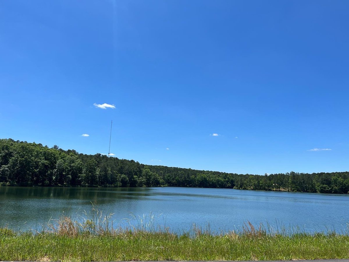 shestypea's tweet photo. I went for a hike at this beautiful park the other day, and there were many great (for the lack of a better word) story prompts. 

Enjoy: https://t.co/YN2mkBWezr