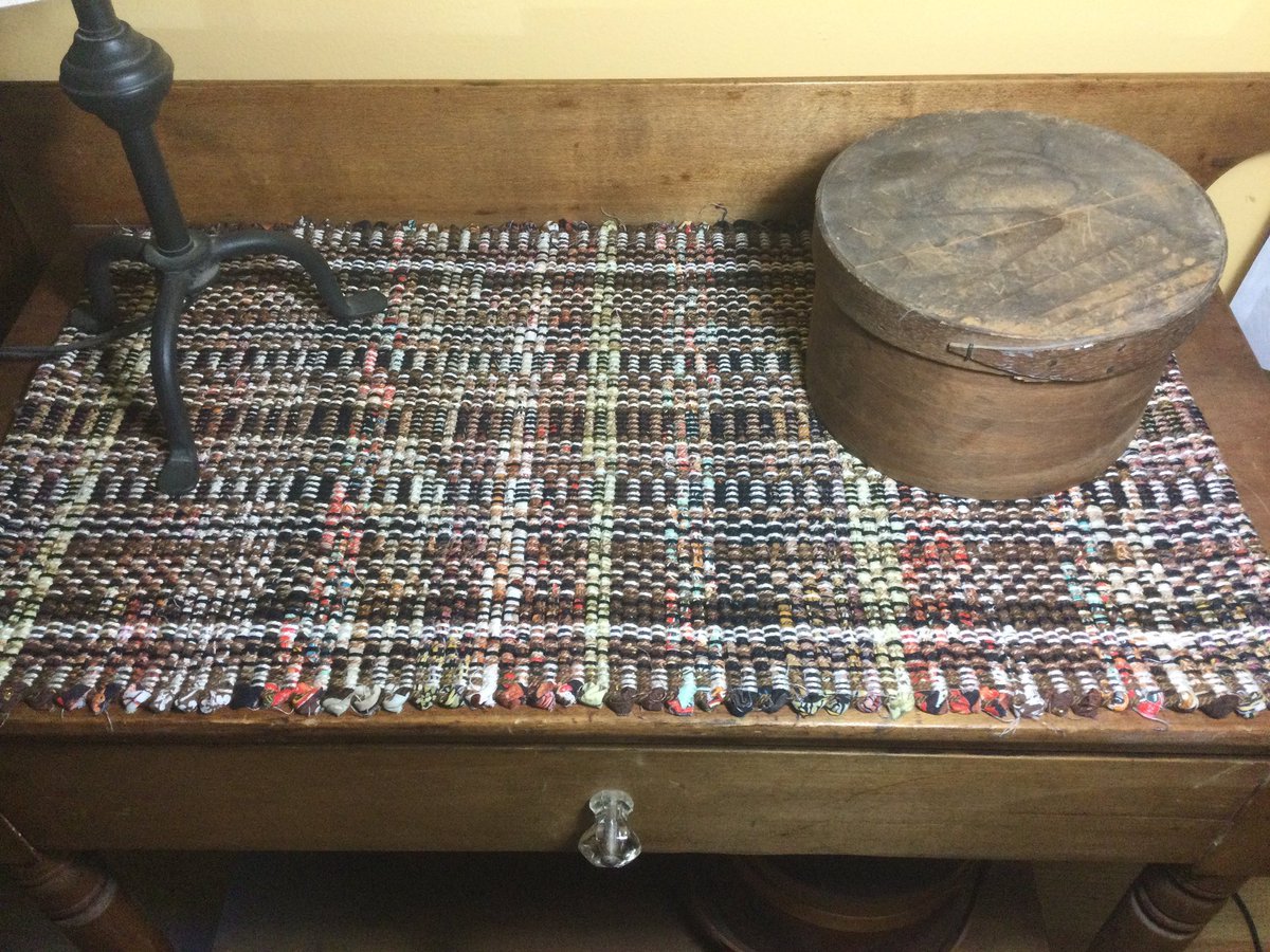 nancyoconnor19's tweet photo. Finally woven a rag table runner for our house! #homedecor #handwoven #ragweaving #handmade https://t.co/uwDYb00Sas