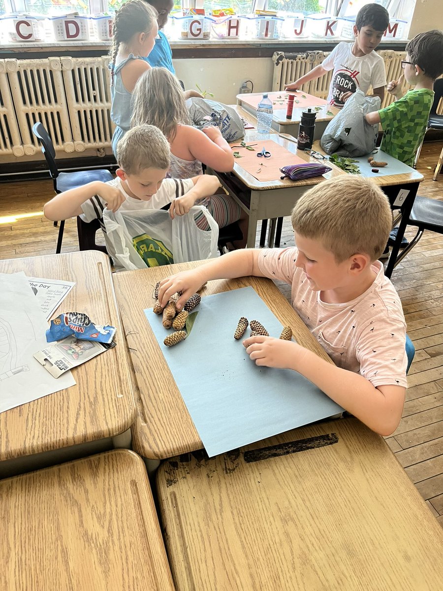 Mrs. Bondy tweet media