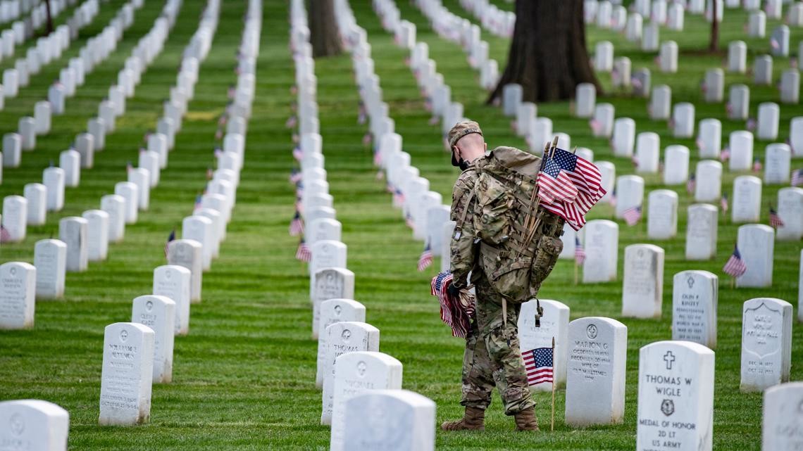 NationalGuardMO's tweet photo. Today we honor those who gave everything. 

"As we express our gratitude, we must never forget that the highest appreciation is not to utter words but to live by them."
-John F. Kennedy https://t.co/xgtK1NHHxK