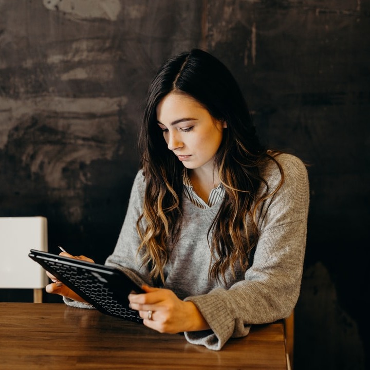 claresvahelp's tweet photo. One of the primary reasons why a business may want to outsource a task is when it requires skilled expertise.
#timemanagement #socialmediamanager #hireavirtualassistant #va #productivity #vaforhire #mompreneur https://t.co/AkMKYb3luv