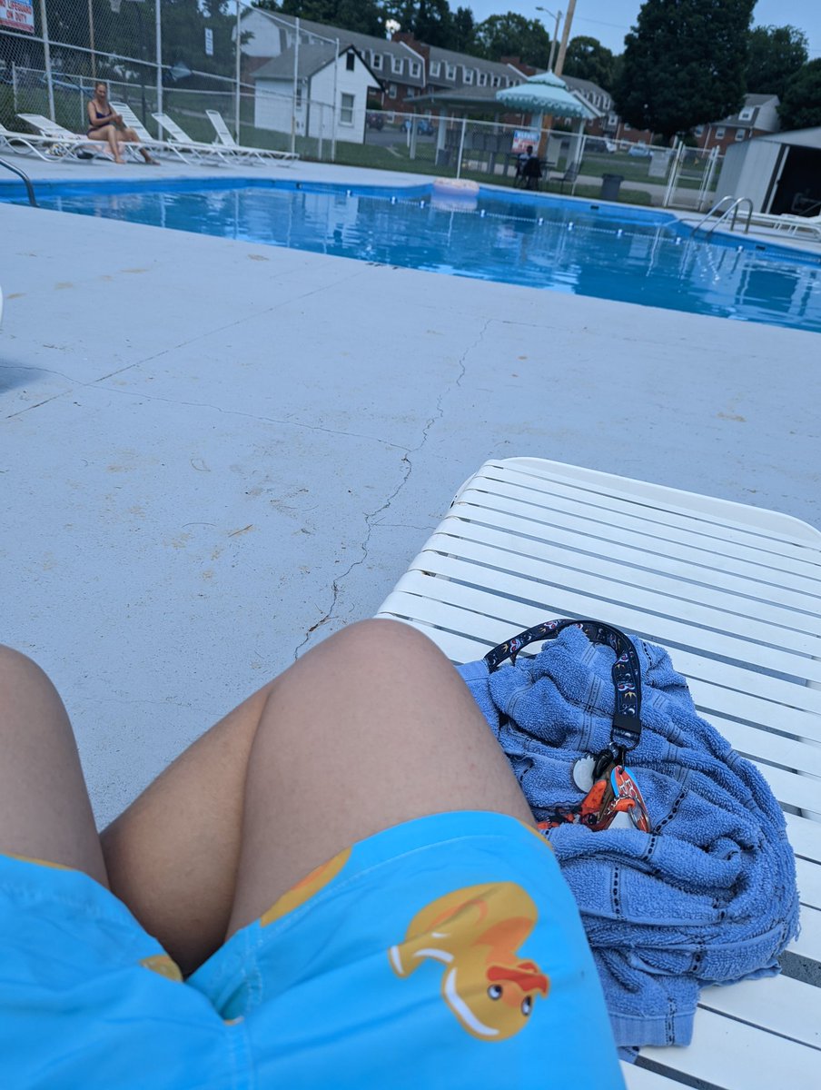 XiaoLongowo's tweet photo. 🦆
Swimming legggooo https://t.co/sXsmLxUqka