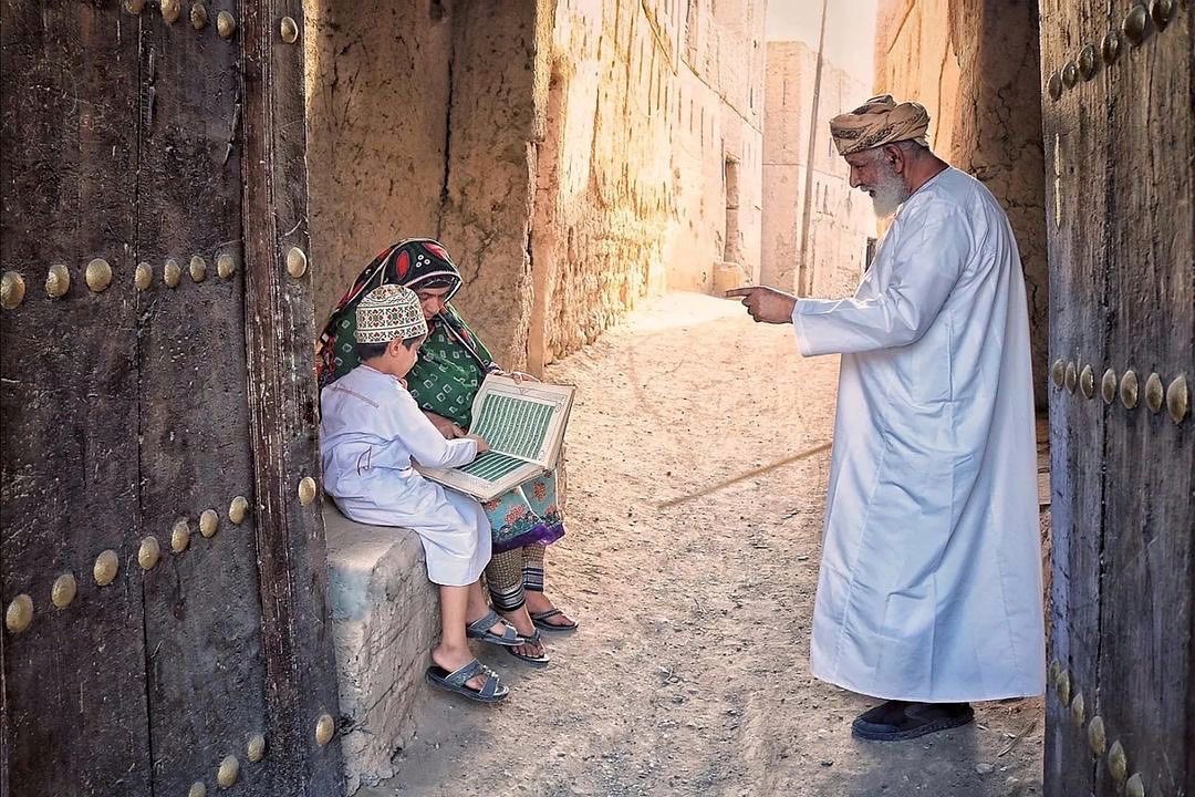 umBayan20's tweet photo. "المال هو أدنىٰ درجات الرزق ، والعافيةُ هيَ أعلى درجاتُ الرزق، وصلاح الأبناء هو أفضل الرزق، ورِضى الله تعالىٰ هو تمام الرِزق .."

                               #صباح_الخير https://t.co/ooEs3eqzNj