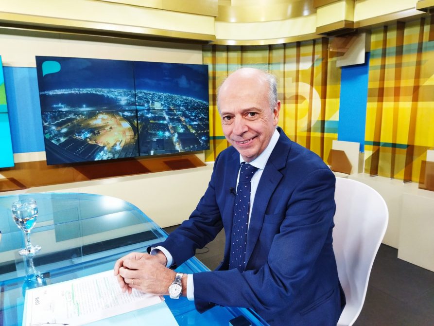 📺 García: trataremos de mejorar el salario de los militares en la Rendición de Cuentas. En #LaEntrevista de #Canal5Noticias

👉 bit.ly/3NN43fx