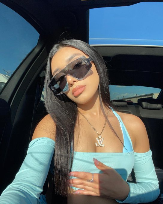 feeling blue https://t.co/3a4LPuzgvf