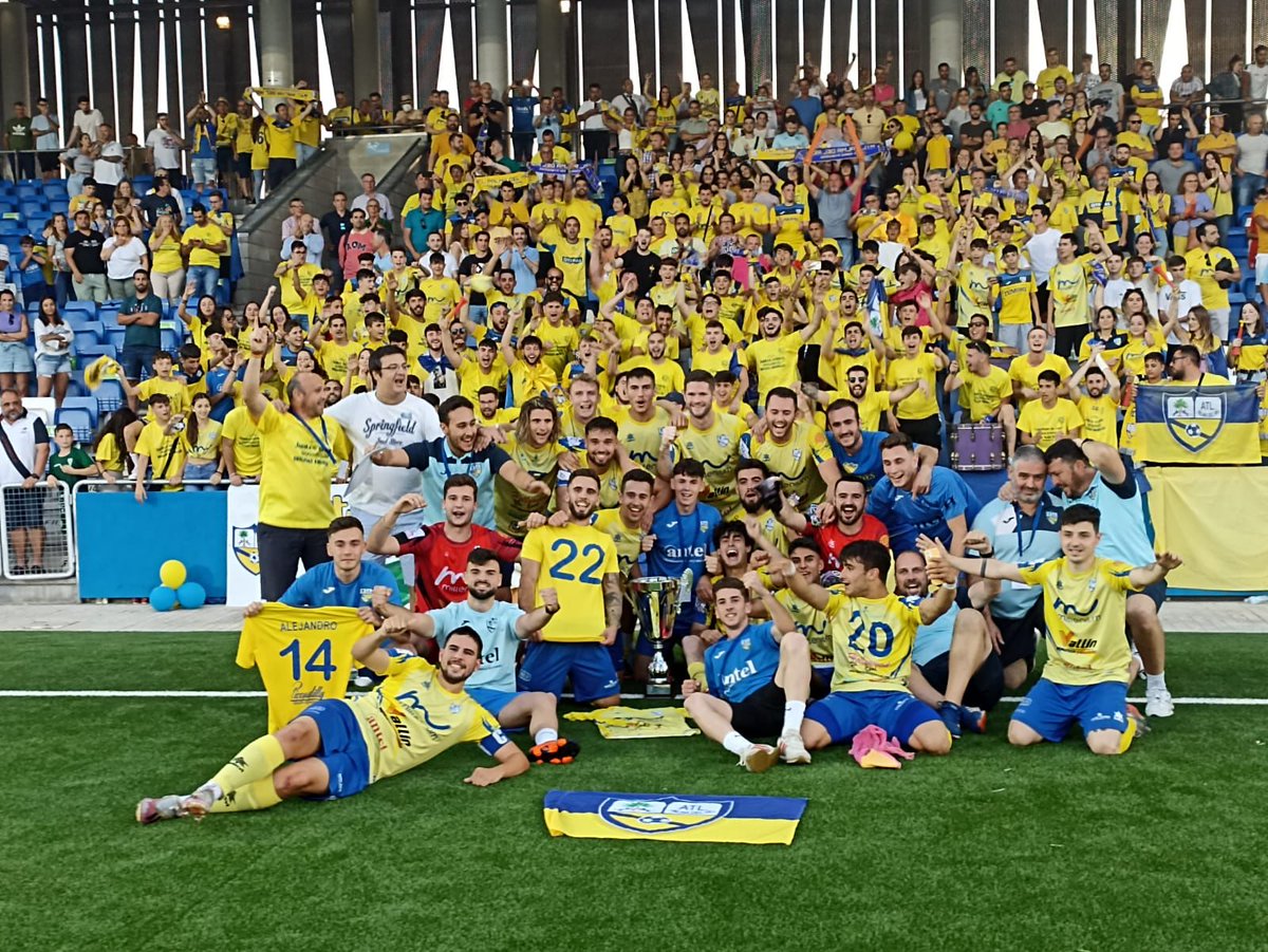 juanmrquez_'s tweet photo. Que sensación la de ayer... CAMPEONES!! 💪🏽💛💙 @AtcoPalmadelRio https://t.co/dKy75AmAXV