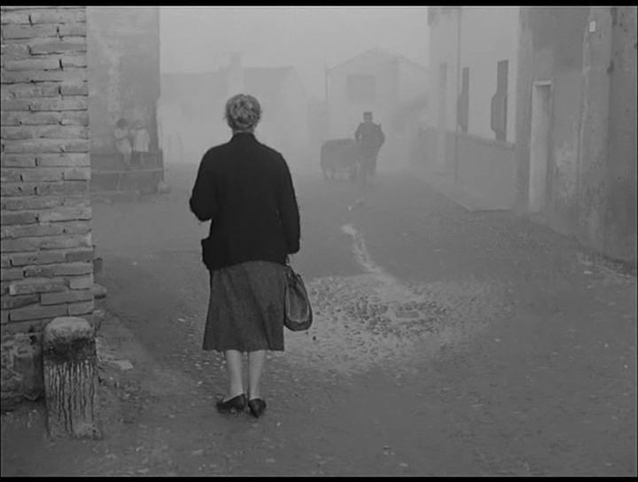 literlandweb1's tweet image. "El mundo es redondo y el lugar que puede parecer el final también puede ser el comienzo".
Rebecca West