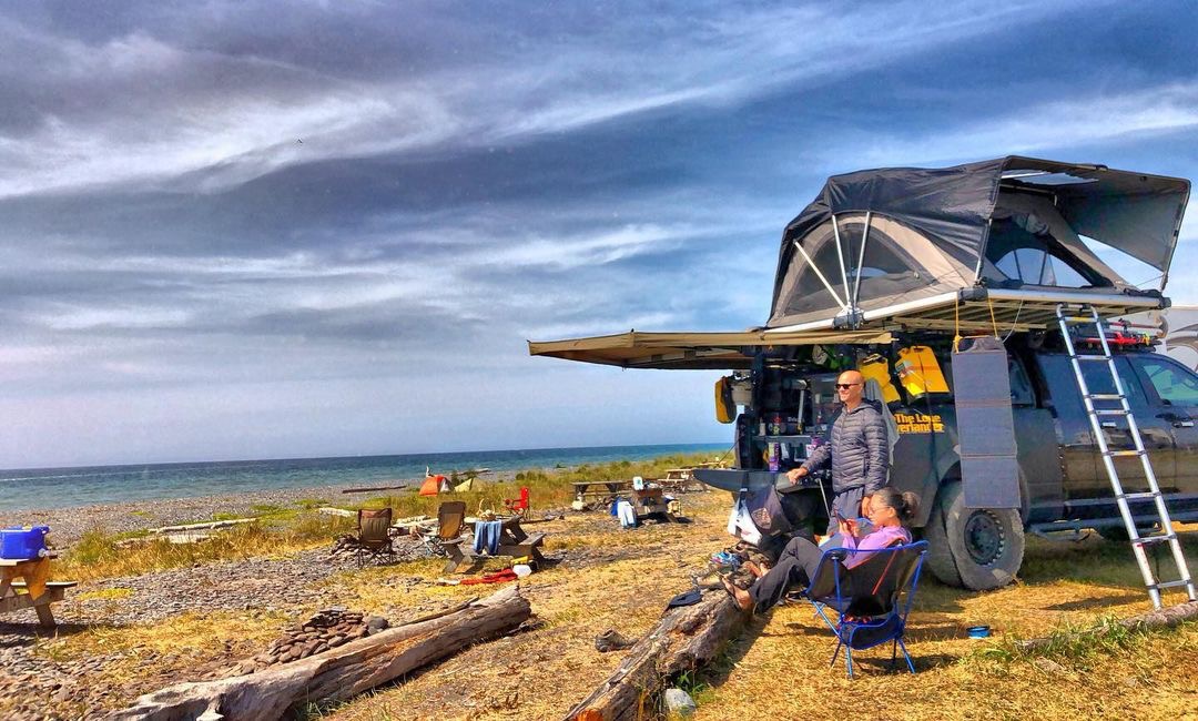 VisitHomer's tweet photo. Our favorite place to spend Memorial Day weekend! ⛺️ Who else loves weekends spent camping on the Homer Spit?

📸: @theloneoverlander https://t.co/Jdhe6STybT