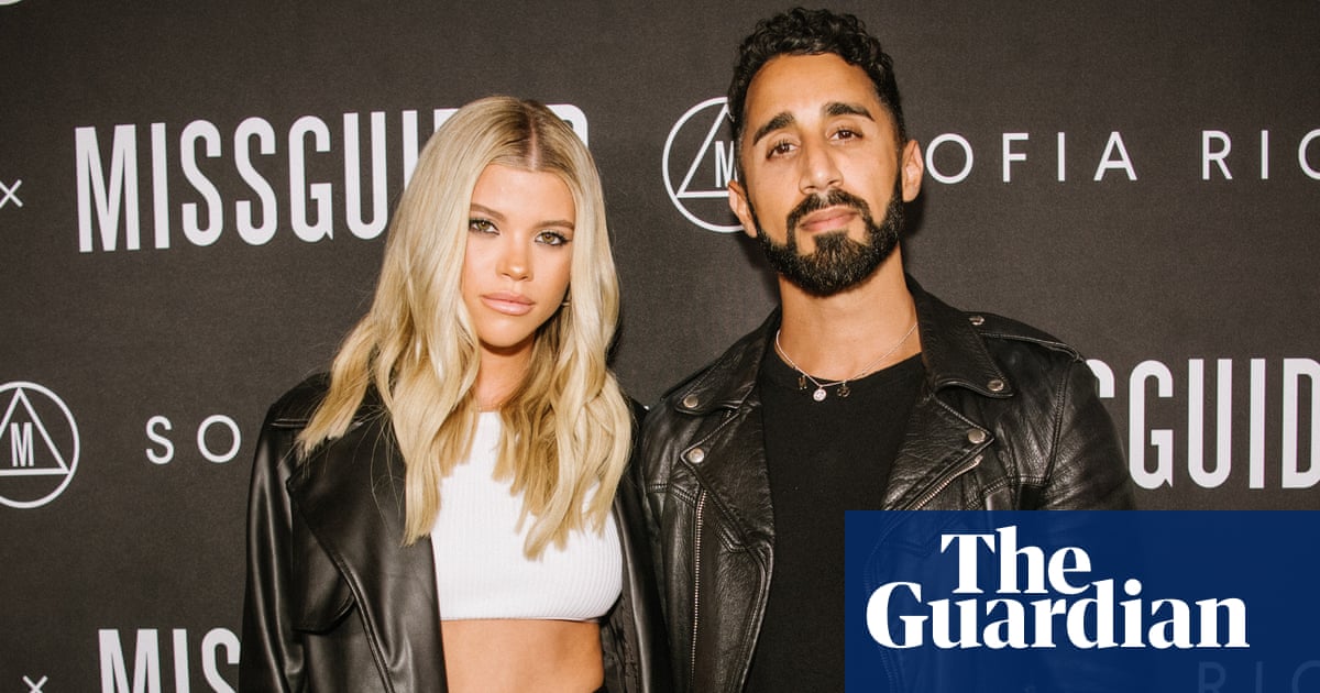 lamdtech's tweet photo. Online fashion retailer Missguided calls in administrators - The Guardian https://t.co/MZFUA6WwdV https://t.co/49IvaWxwee