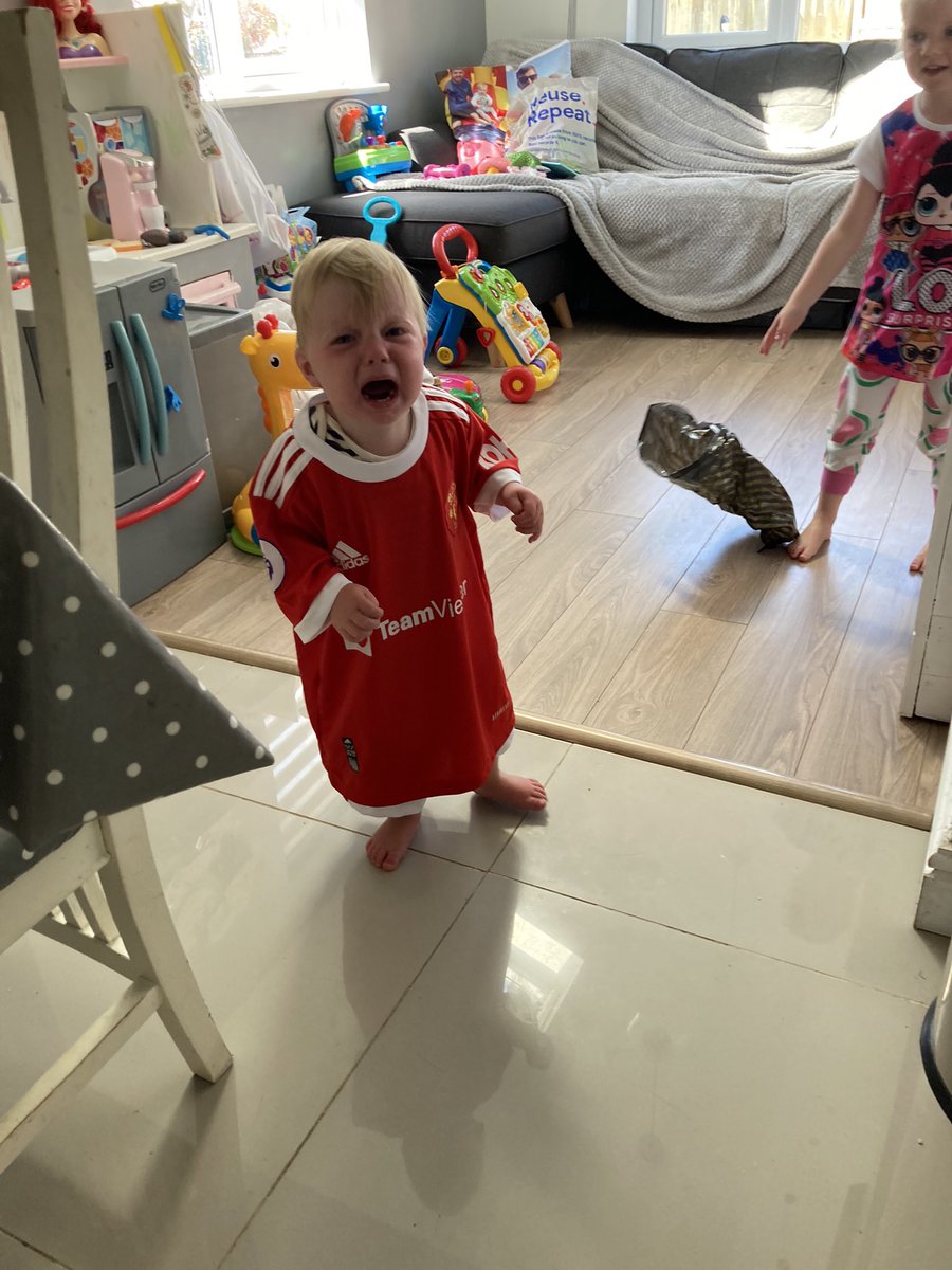 Garyevs12's tweet image. When Luca realised he was going to be a man u fan!! Its gona be a tough few years son!! #reddevils #united