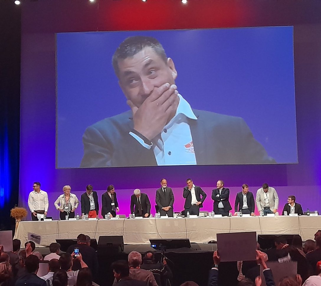 JeromeDespey's tweet photo. Un grand merci @vandaele_sa pour son engagement @JeunesAgri j ai pu apprécier ton énergie, ta mobilisation, ton écoute pour défendre les jeunes merci à très vite pour de nouvelles aventures. https://t.co/ou5TfX7Tvs