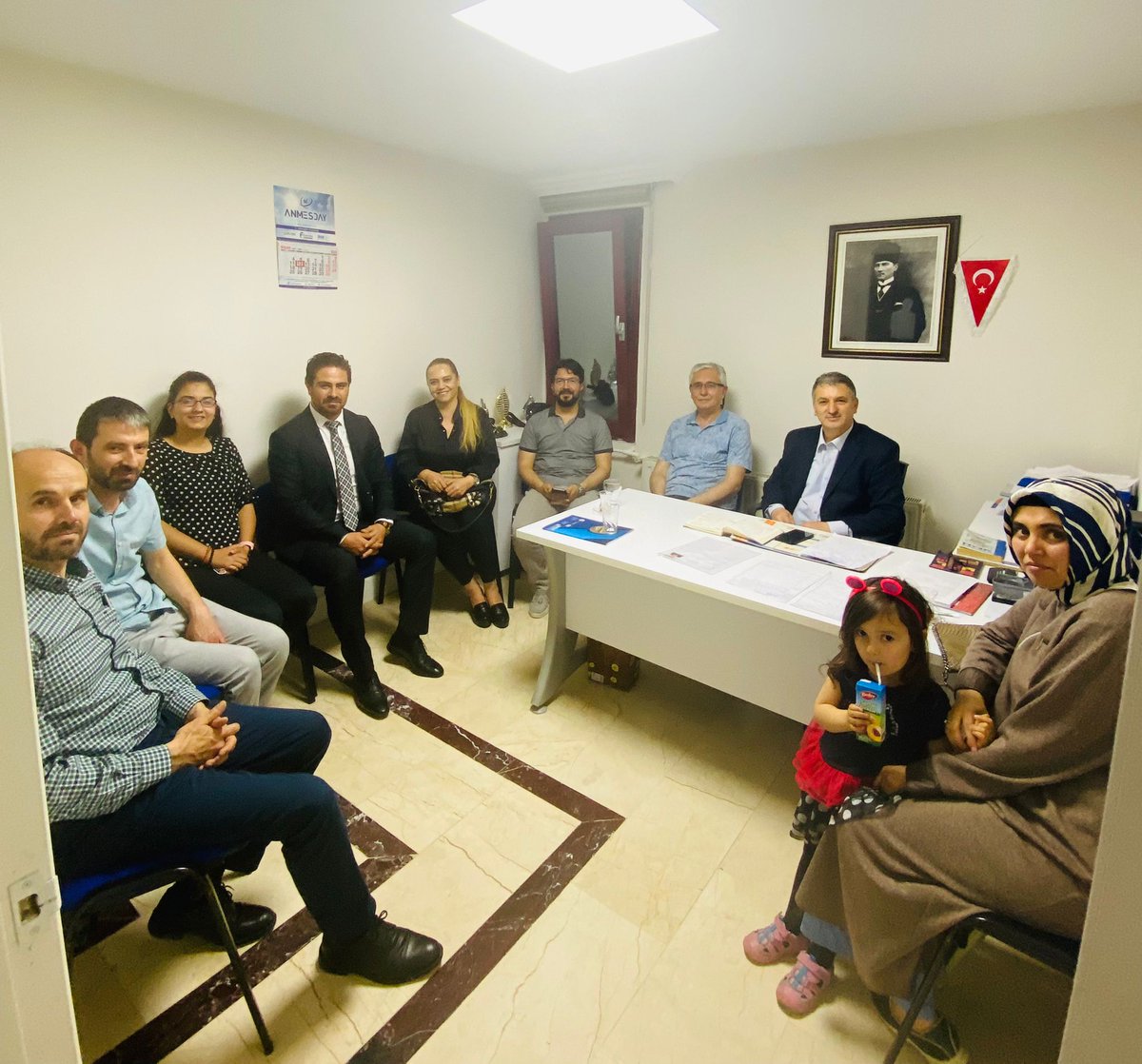 akcankayagenc's tweet photo. İlçe Ana Kademe Yerel Yönetimler Başkanımız @hakanadsz başkanlığında gerçekleşen Aydınlar Mahalle Yönetim Kurulu Toplantısına katılım sağladık.

@eyupkadirinan 
@efedemirhann 
@mustafahasgul 
@muratceylan_tr https://t.co/PNLNHH8qUO