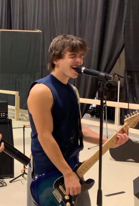 archivecharlieg's tweet photo. Charlie and the blue guitar 🎸 https://t.co/fQPzOUaVYD