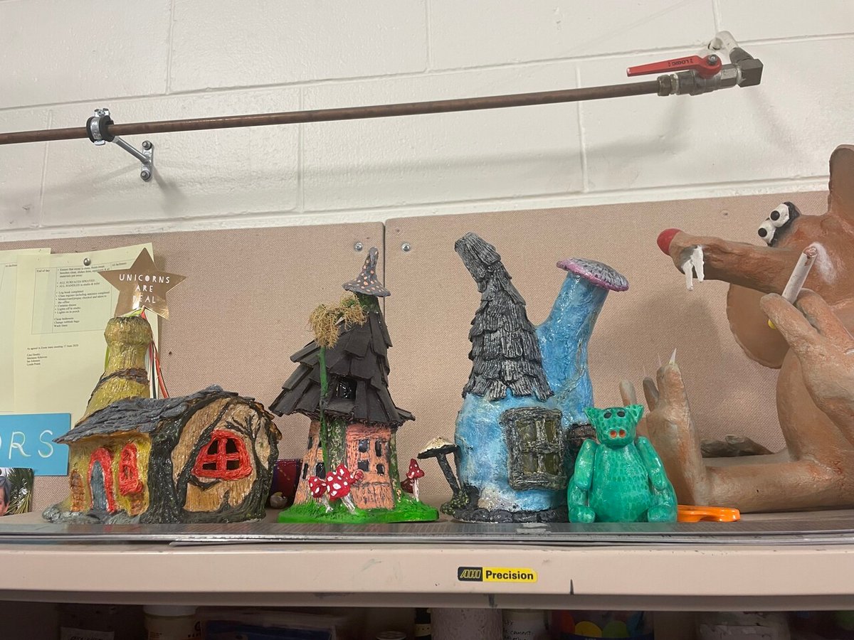 CreativeWaikato's tweet photo. A photo dump from recent CW up to's - and yes - we won't supply context - let your imagination go wild 🌈
#doingthemahi #gettingthetreats #advocacy #wellbeing #creativewaikato #connecting #coffeealways https://t.co/YRT0CA9yNT