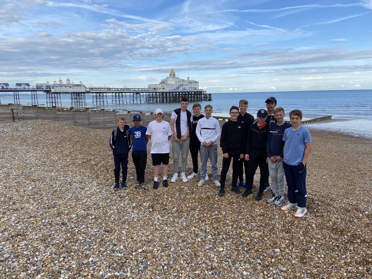 Another superb day for our U14 ⁦<a href="/ShenfieldHigh/">Shenfield High Sch</a>⁩ on the Sunshine Coast! Plenty of highlights but special mention to Aayush scoring 98 runs across both T20 games including 50 against Trent College. #SHSCricket