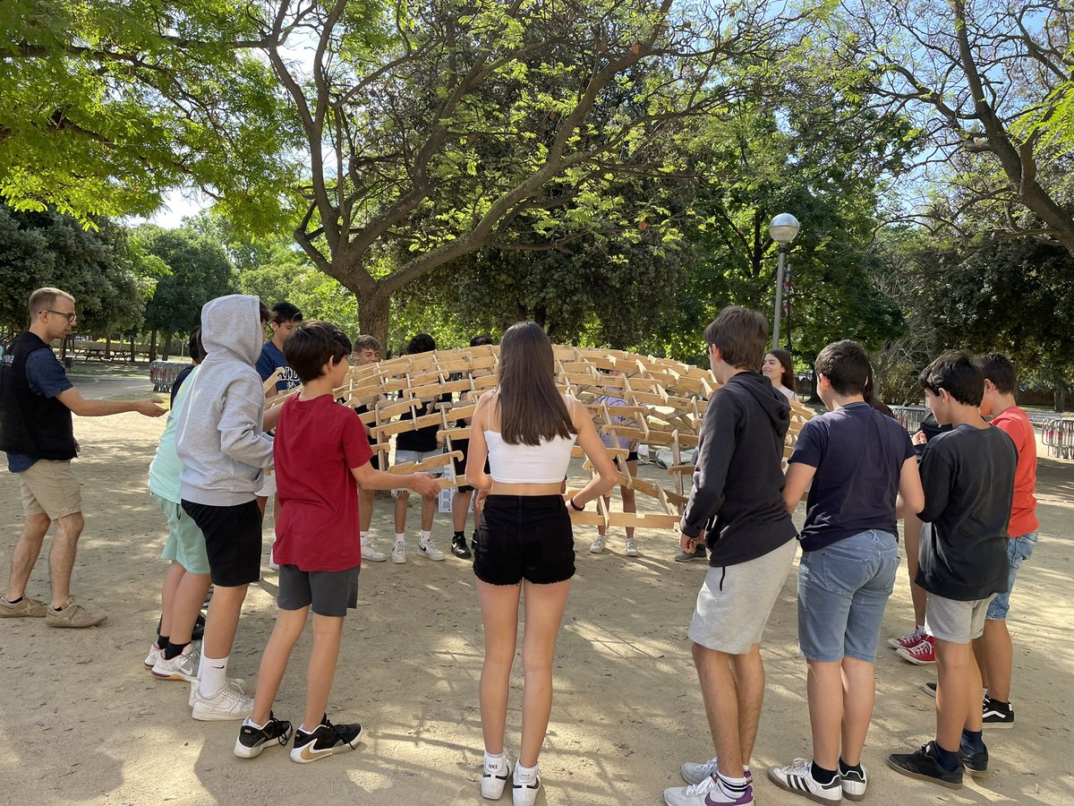 IEsteveAlbert's tweet photo. Sortida dels alumnes de 2n d’ESO al museu de les matemàtiques.Molt recomanable! https://t.co/8rtR18jBSY