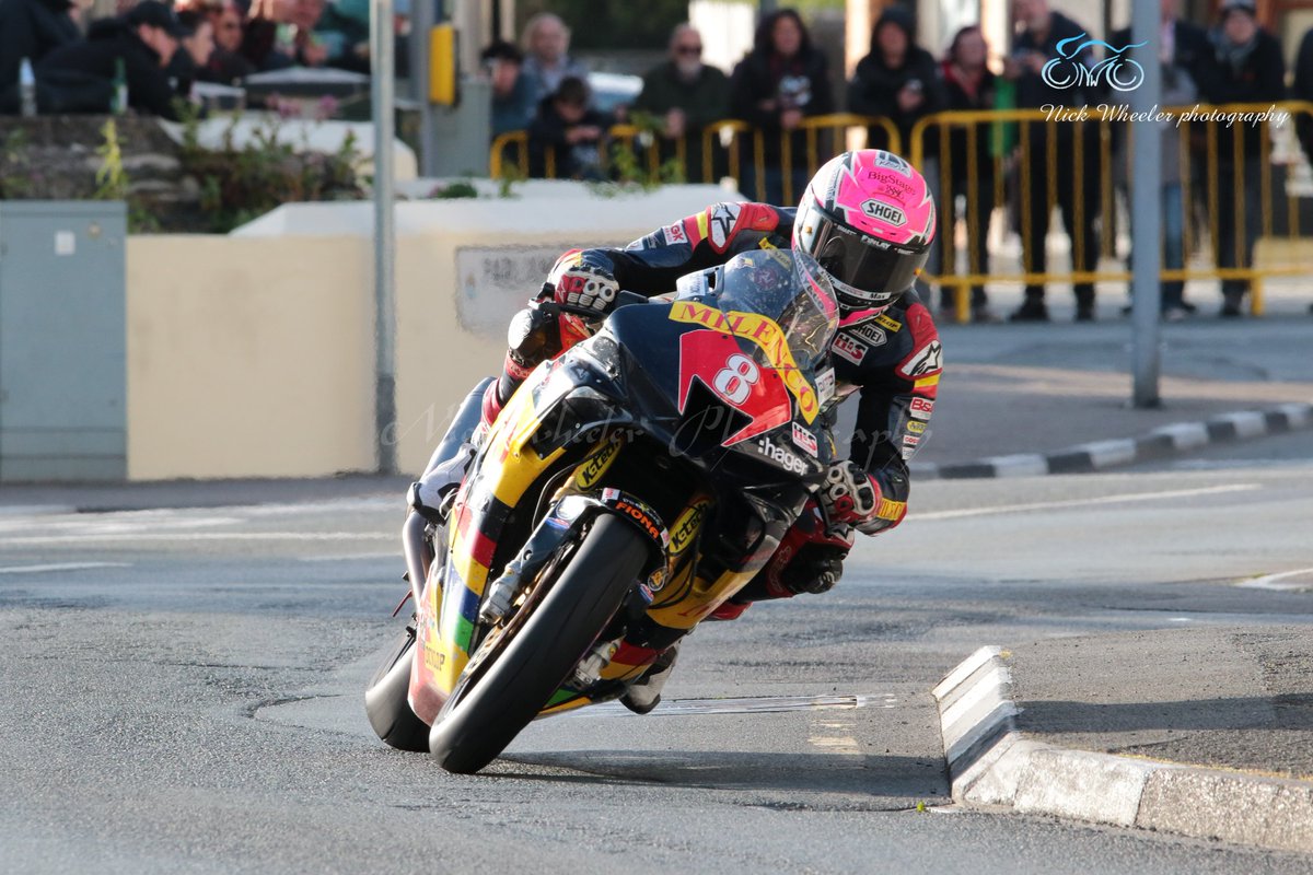 TT 2022: Monday Evening Superstock, Supersport Wrap Up, Photo by Nick Wheeler 

roadracingnews.co.uk/tt-2022-monday…