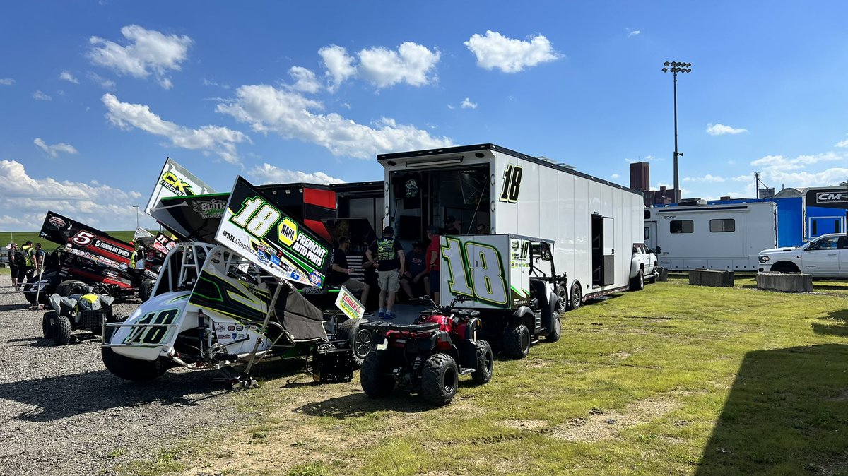 greberracing's tweet photo. It’s Raceday for #TeamGreber at @BurgSpeedway. Good luck guys. https://t.co/e01bOCazEV