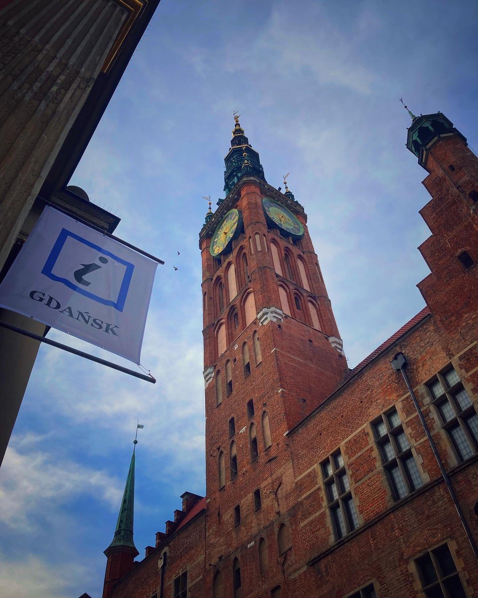 A travel day from #warsaw to #gdansk was great. Some much needed rest and then a special surprise. We’ll be offline until Wednesday but we’ll be back with some exciting stories. 

#poland #travel #travelphotography #explore