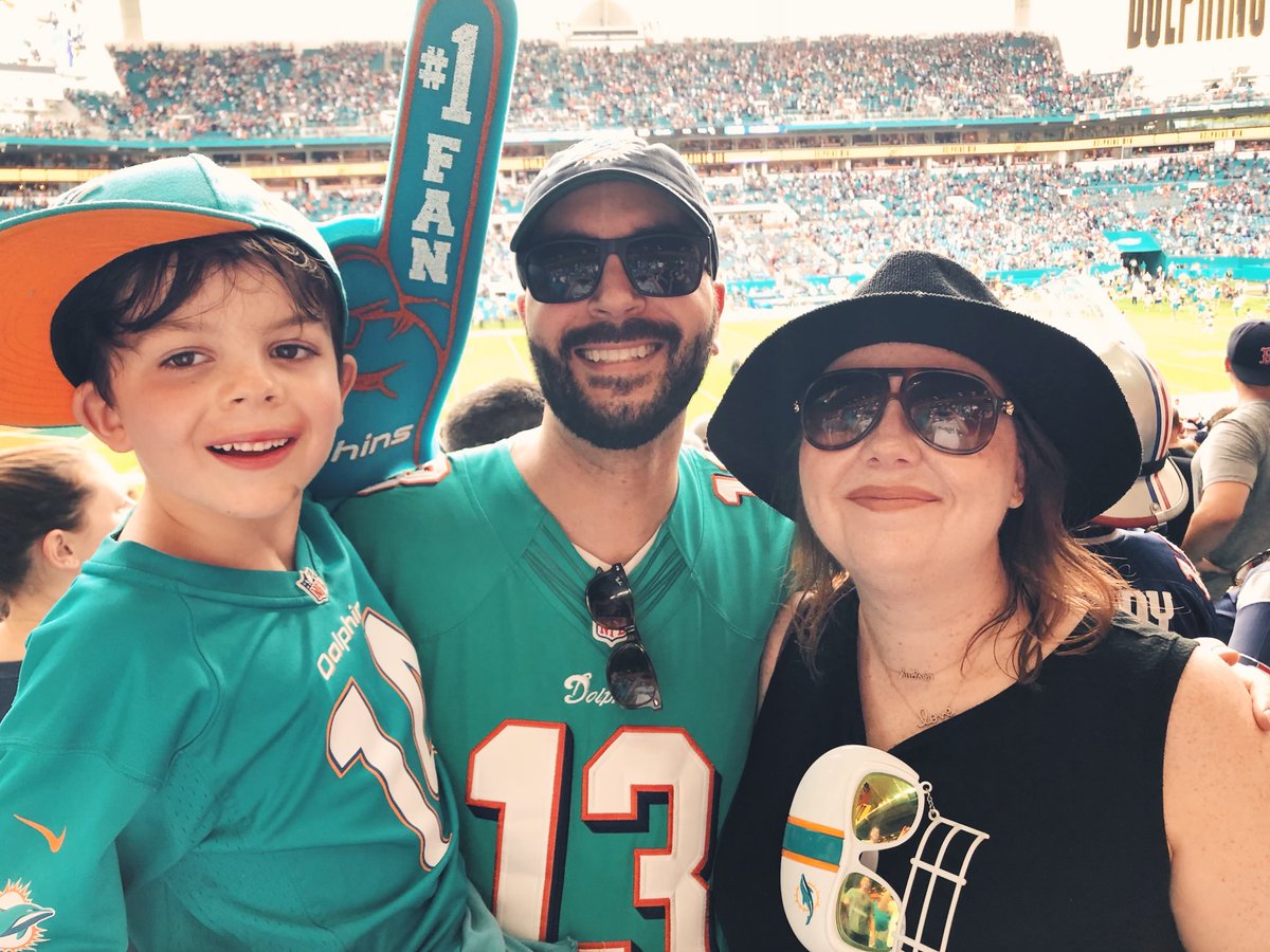 WalktoEndALS_TD's tweet photo. Today we're highlighting the Team Hudson's Homies for HOPE!
9-year-old Hudson started the team for his father, Mattie, who was diagnosed with ALS this year. Here's what Clare, Mattie's wife, has to say:
Acronymes - They convey a lot, in quick shorthand. They can help you remember https://t.co/NvDW7duupz