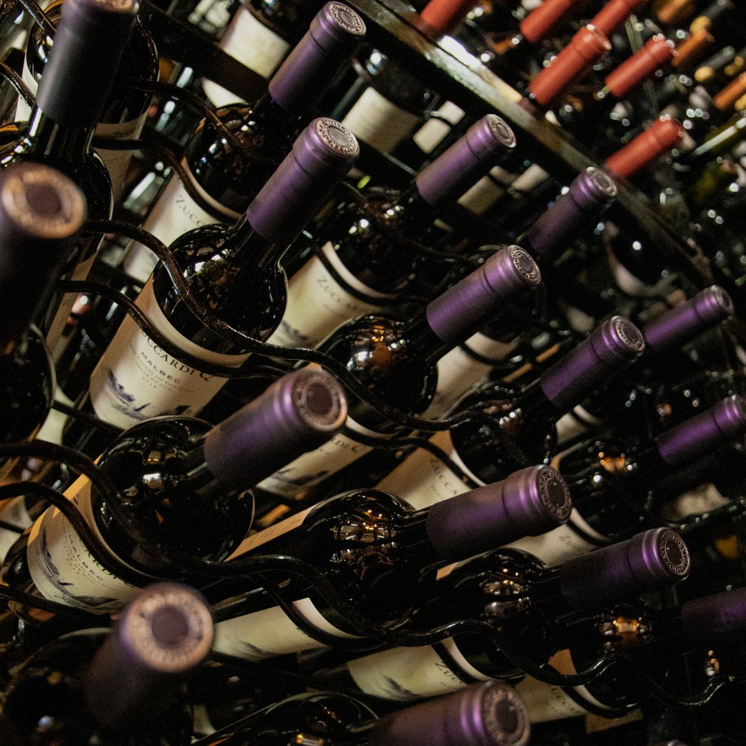 Te esperamos en Cabaña Las Lilas para brindarte una experiencia gastronómica única y completa!

Conocé nuestra selección de vinos. 

Reservas por WhatsApp: +54 9 11 3559-9199.

#parrillaargentina #restaurant #carneargentina #PuertoMadero #tradicionargentina #gastronomía