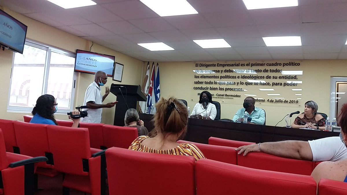 GrupoLigera's tweet photo. En la tarde de hoy se realiza Conferencia de prensa Presentación de la Cartera de Oportunidades de Industrias
" Estrategia económico social desde el sector estratégico del Turismo y la Industria Nacional del Mueble" #Ligera #DUJO #IndustriasCuba https://t.co/EIpBbdDLdU