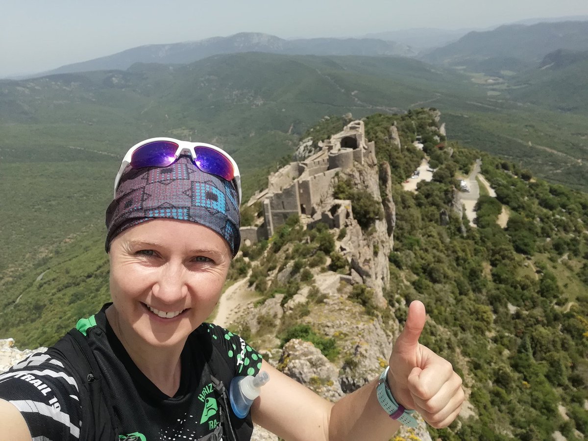 MarionPatient's tweet photo. #Coursedesseigneurs #CucugnanTrailAudeCathare @HOKA_EU #TimetoFly
50km 3300D+ de Pur Bonheur avec mes Hoka One One SPEEDGOAT. FINISHER! https://t.co/9fHgxzUiN4