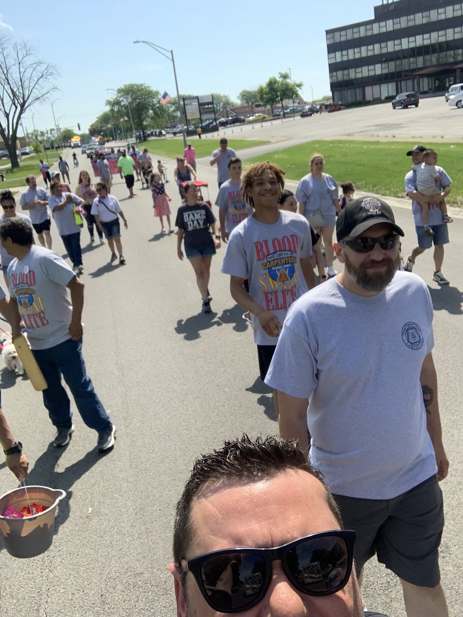 MidAmCarpenters's tweet image. #Local272 representing at the 1st Annual Chicago Heights #MemorialDay Parade.