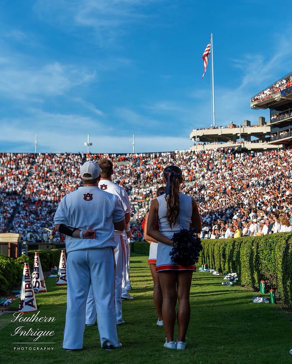 Today we’re recognizing Memorial Day with <a href="/aucheerleading/">Auburn Cheerleading</a>! Thank you to all who served❤️