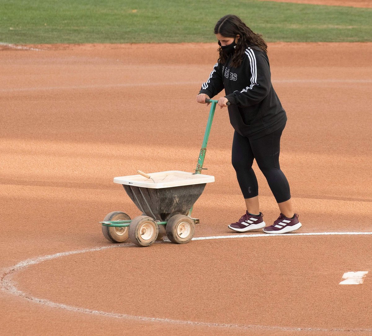 amkeller29's tweet image. I can&apos;t believe I&apos;m saying that yesterday was my last softball game. It feels like just yesterday @jayden_conrad and I started our jobs here at ASU with @ASU_gcs. Over the past 3 years I have spent countless hours (lots of 40+ hour weeks) and worked all but a few games