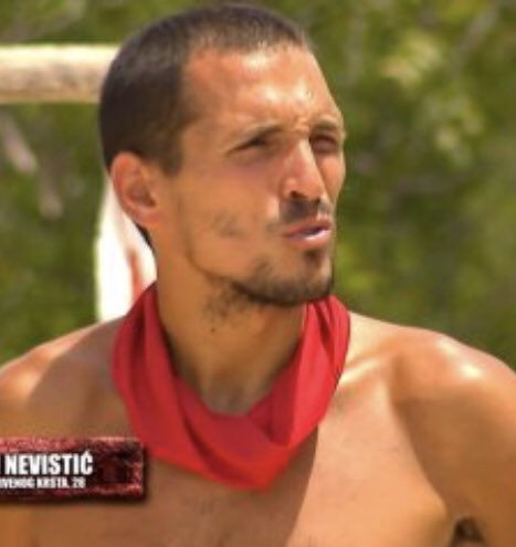 vanil_secer's tweet photo. Ova glava mnogo priča…
#SurvivorSrbija https://t.co/o5uZPjAYCE