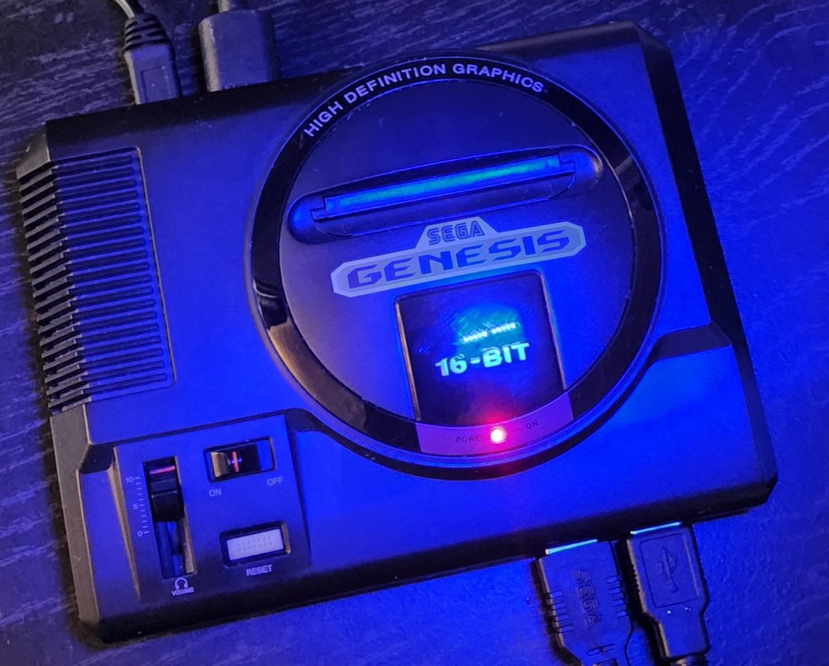 _AlexaArtist_'s tweet photo. I have to hand it to @SEGA

The Genesis mini, is perfect altho there are a few games I wish could've been added, 
It's by far the best way to emulate and play genesis titles!
#Sega #SegaGenesis #SegaMini https://t.co/LvjEtrjh7g