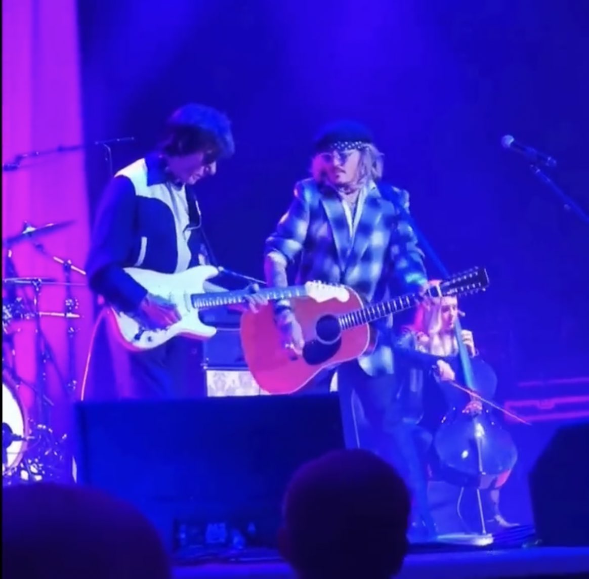 Pop Crave tweet media