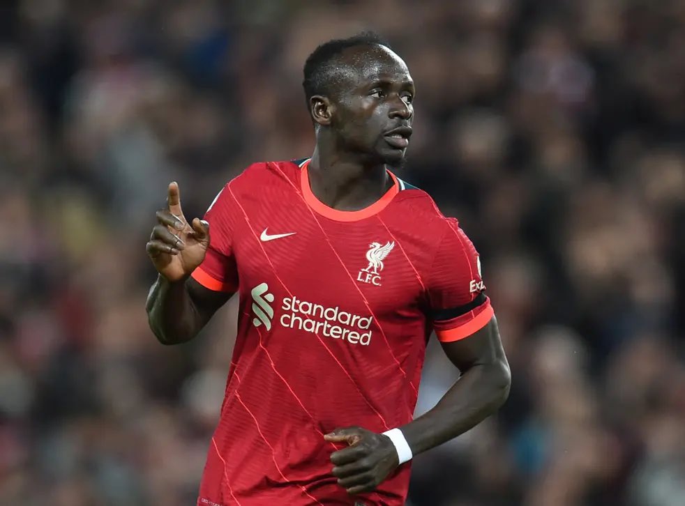 TheArtificialGG's tweet photo. 🚨 After announcing he wants to leave Liverpool, Sadie Mané has agreed personal terms with Bayern Munich. All that’s needed now is for #Liverpool and #Bayern to agree a fee.
Around €35-40 is expecting due to one year left on his contract. https://t.co/7Icr3kI5VK
