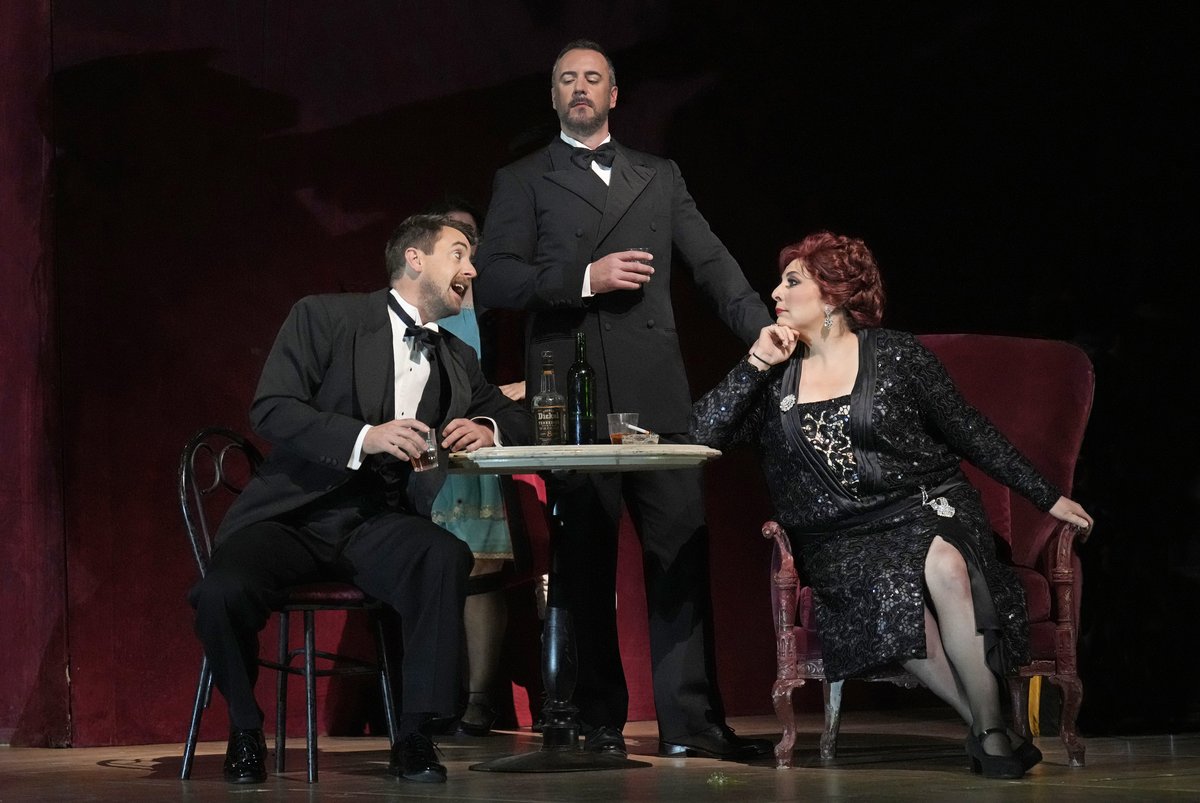 MetOpera's tweet photo. Join us tonight starting at 7:25PM ET for a live radio broadcast of the season premiere of Stravinsky’s The Rake’s Progress. Visit our website or listen to Metropolitan Opera Radio on @SIRIUSXM channel 355.

 Learn more:  https://t.co/hytInMQZ2a 

📸 Ken Howard / Met Opera https://t.co/oRghqdUw11