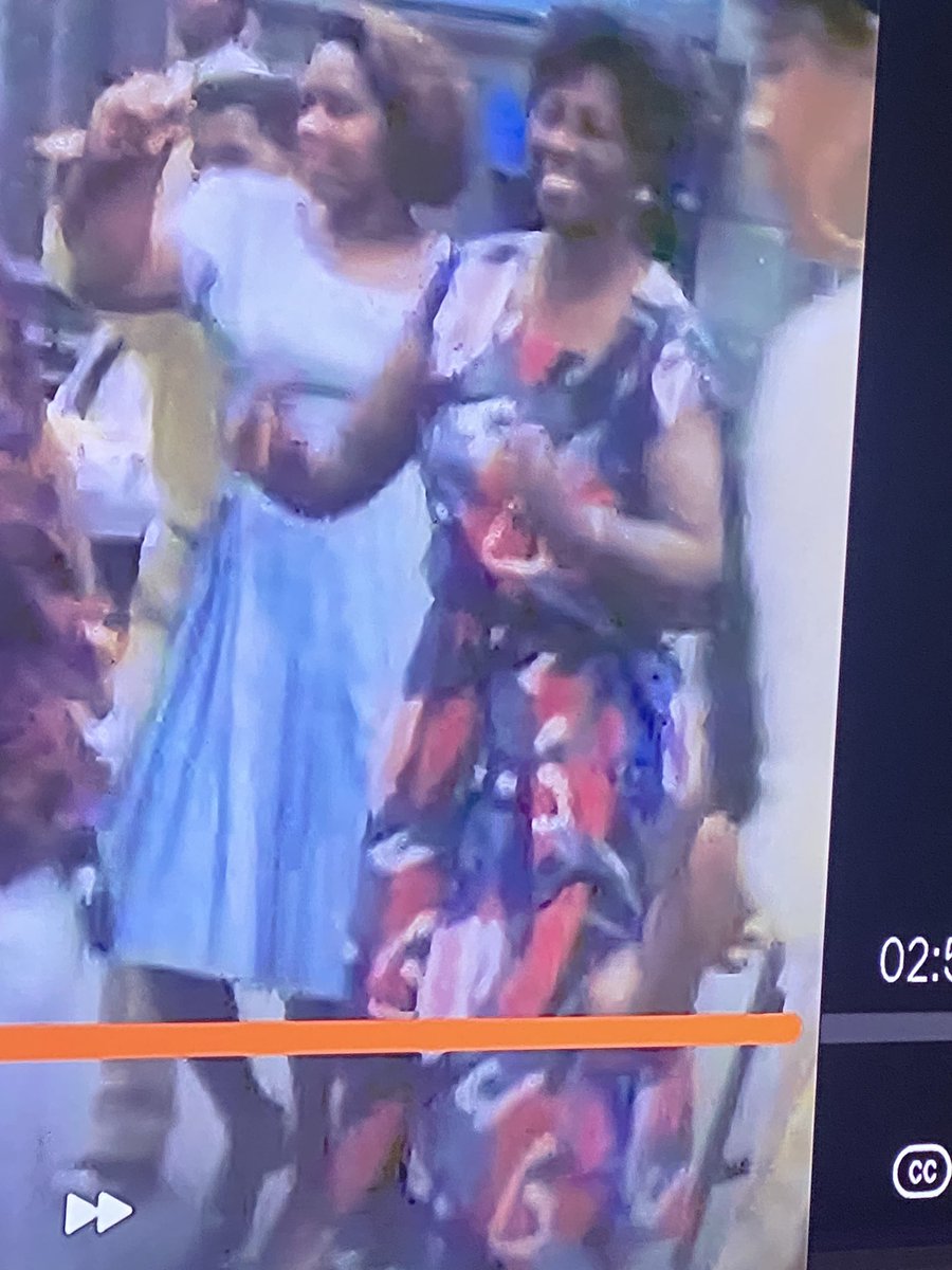 kobeloading's tweet photo. @Oprah  The women of Brewster place she was an extra in your movie, she was in the scene at the end when everyone was dancing in the street, Thankyou for putting her in your movie so I was able to see her for the first time in over 20 years means the world to me https://t.co/bkoL2bJJ2o