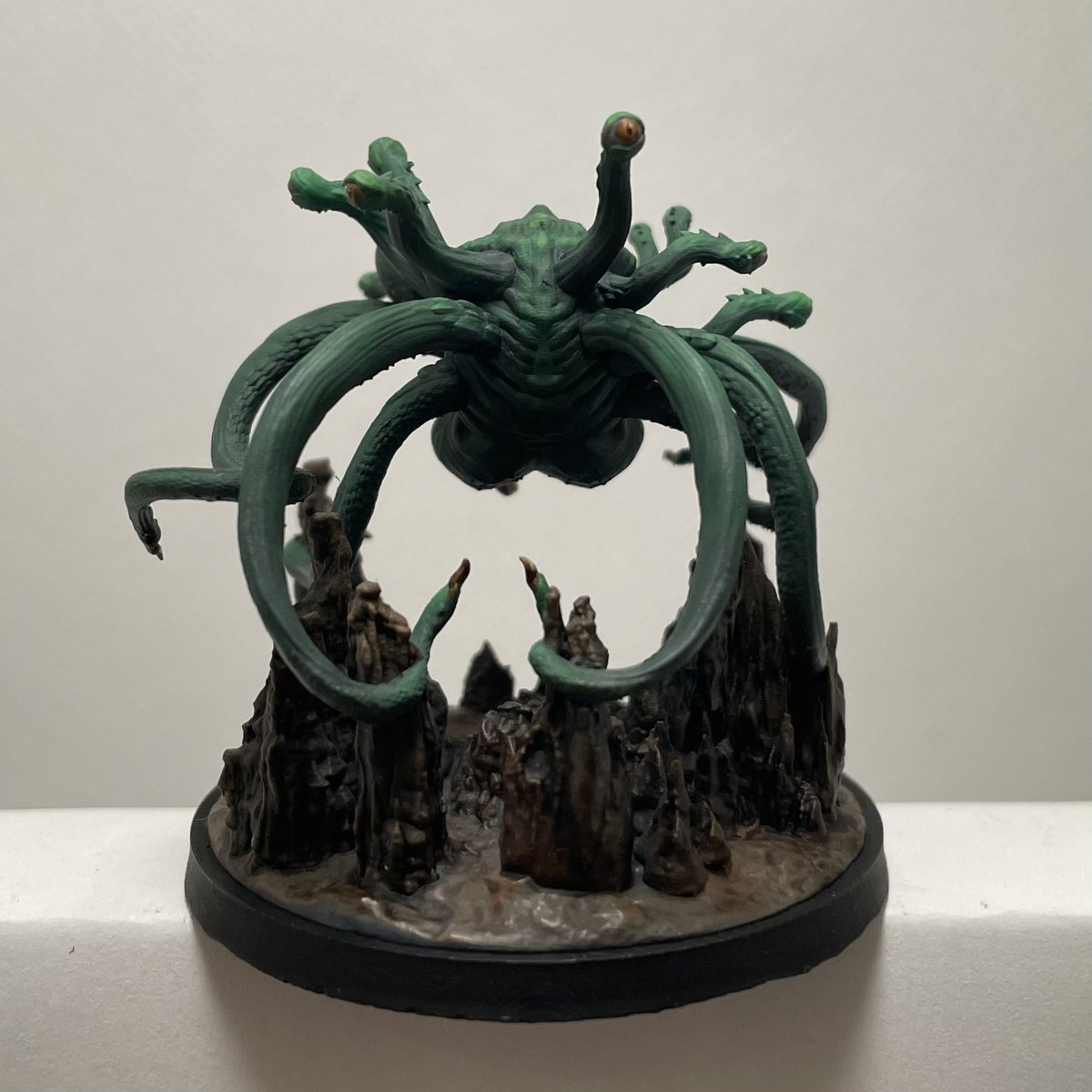 Ancient Overseer by Mammoth Factory Games, printed by <a href="/MasterofMiniat1/">Master of Miniatures 🧙‍♂️</a>. I had a blast, especially on the eyes! 
#miniatures #miniaturepainting #miniature #mini #wepaintminis #hobby #dungeonsanddragons #dnd #dnd5e #dndminiatures #ttrpg #rpg #roleplaying #roleplayinggames #beholder