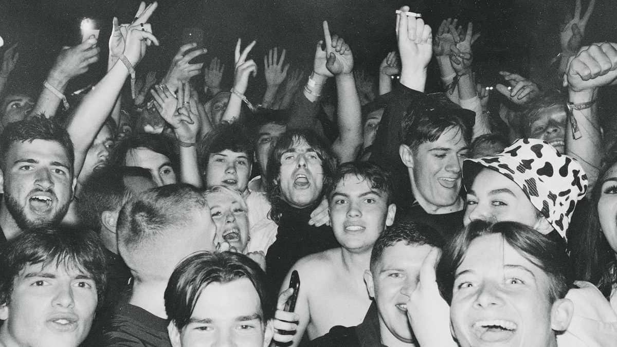 Listening_Posts's tweet image. There's 2 new @LiamGallagher albums out this week – his 3rd solo LP "C'mon You Know" (his best post-Oasis record?), and live album "Down By The River Thames" – in readiness for his 2 massive live dates at Knebworth this weekend (June 3rd+4th). An epic week for him.