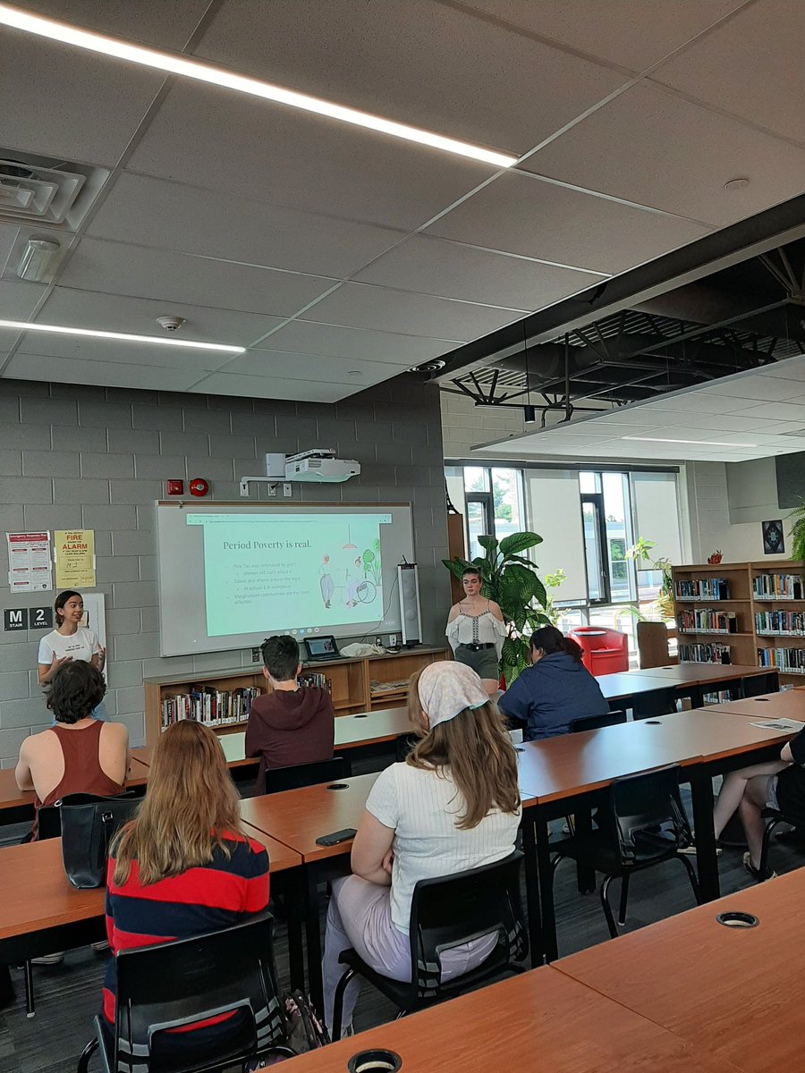 Nelson Library Learning Commons tweet media