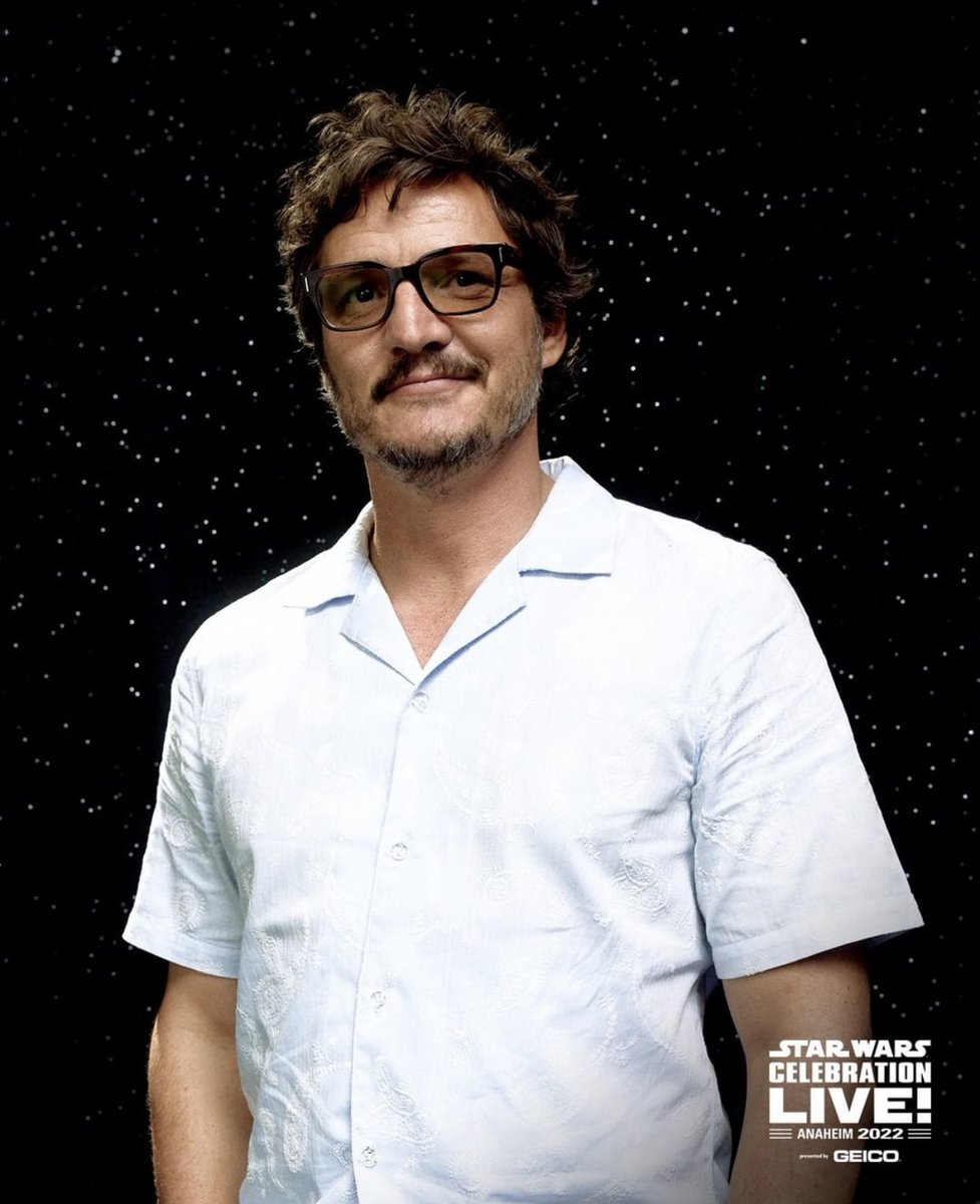 elliswes's tweet photo. Just a few favorites from the backstage photo and video studio that my company, @TOYASTRONAUTS, was hired for at #StarWarsCelebration. Photography by me https://t.co/fD5AZsAbOC
