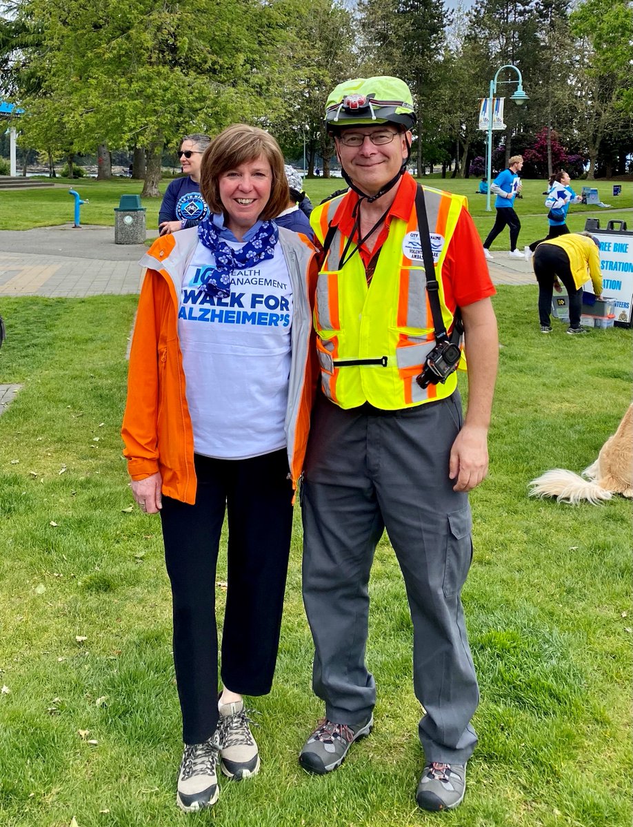 s_malcolmson's tweet photo. It's #SpringGoByBikeWeek w/ a kickoff event in Maffeo Sutton Park on Sunday.
Appreciate @GoByBikeBC Nanaimo's work to encourage more people to bike/scoot/wheel their way to work/school/anywhere! Partners include @cityofnanaimo @BCTransit & Nanaimo cycling stores. #AnyRideCounts https://t.co/p0DXx1rAis
