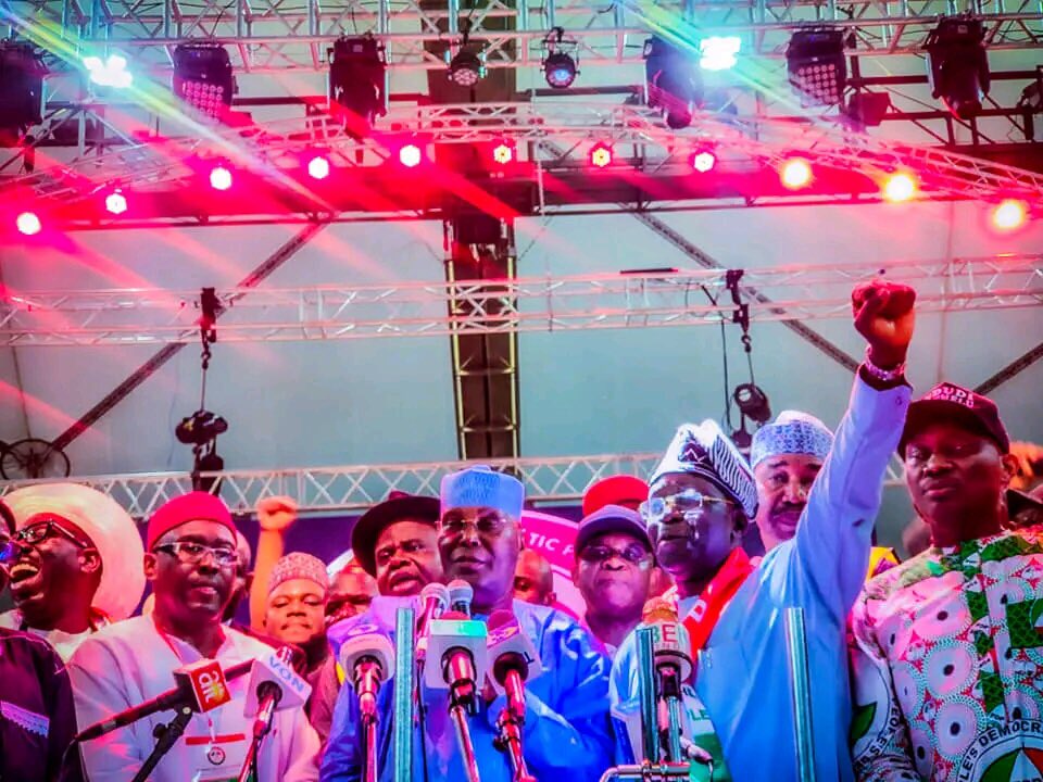 Rayyan_Tukur's tweet image. North east flying with @atiku
North west flying the @atiku
North central flying the @atiku
South east flying the @atiku 
South west flying the @atiku 
South south flying the @atiku 

#PDPPresidentialPrimaries #PDPPresidentialPrimary #PDPDecides #AtikuKawai