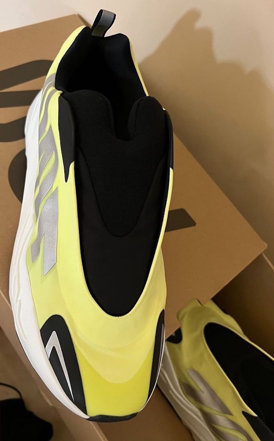 Sneaker Bar Detroit on X: