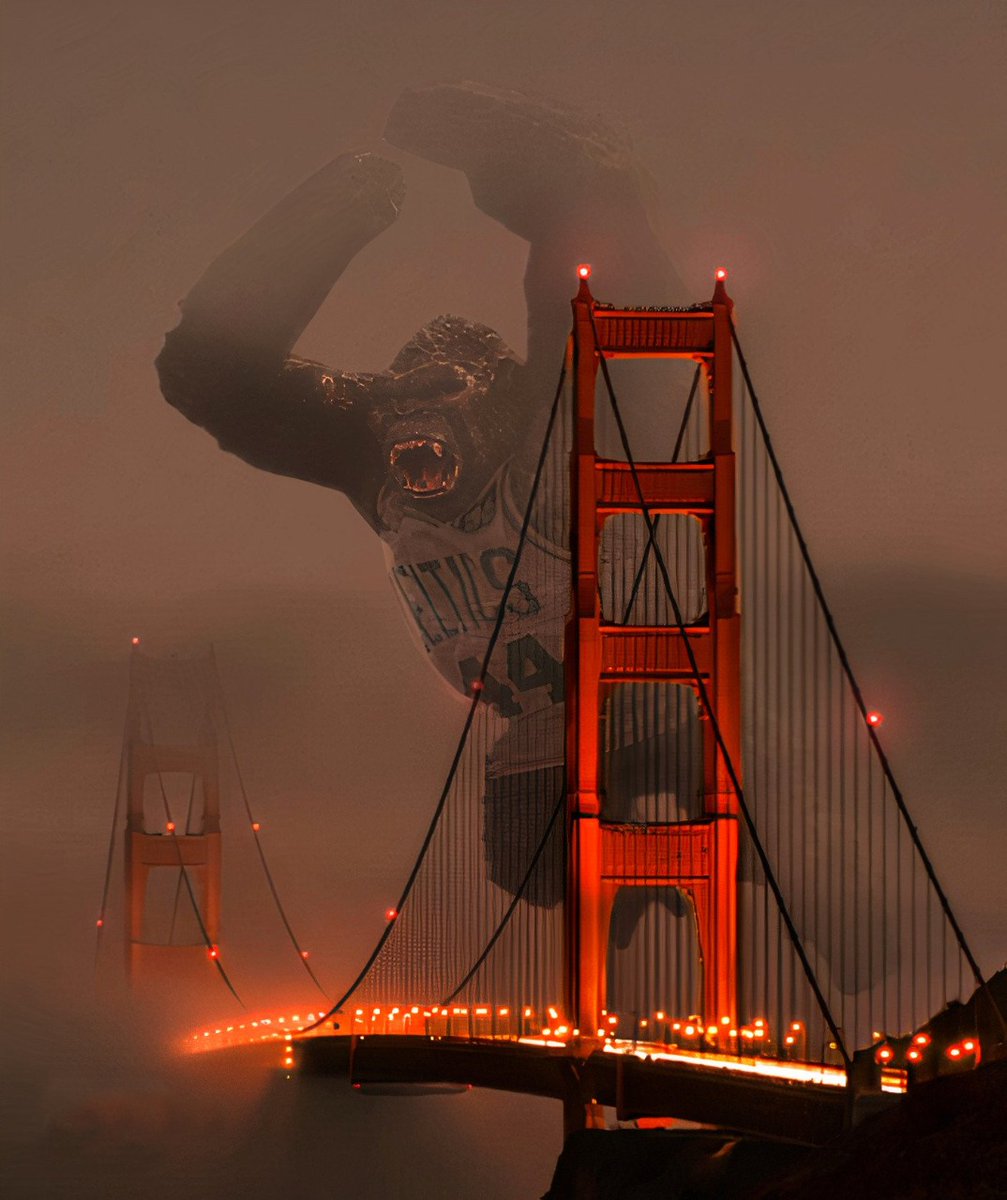 PaintedCeltics's tweet image. #PaintedCeltics15
The attack on the Golden Gate.
#BleedGreen 
@celtics