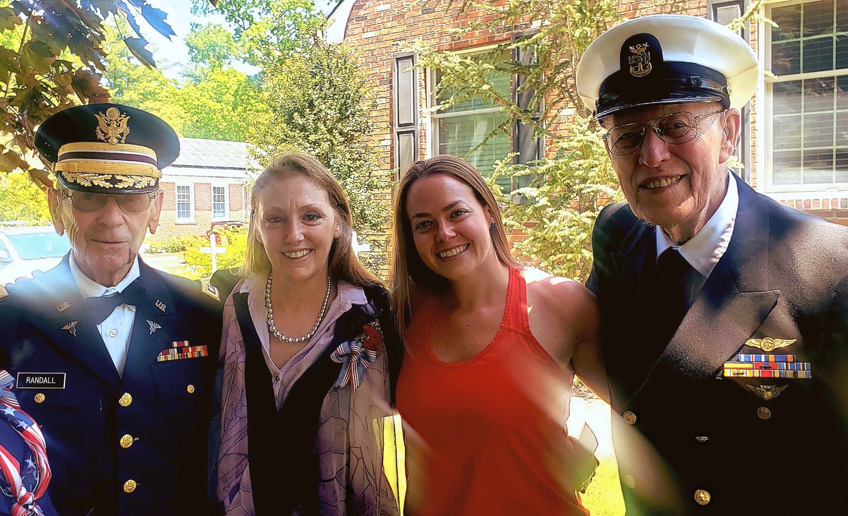BlauForD30's tweet photo. Started today at the East Greenwich Memorial Day Parade and then went over to West Greenwich for a lovely parade and Memorial Day ceremony. This #memorialday we honor those who made the ultimate sacrifice in service to our country and to their families. #WeRememberYou https://t.co/C7LgMOP65X