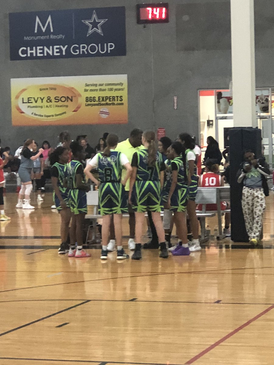 Constantly growing &amp; getting better every day. Shout out to Coach Gray for putting in the work when no body’s watching. This 2025 group will be special in years to come, trust!!#Hardwork