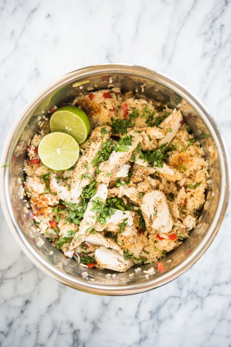 RG_InstantPot's tweet photo. Instant Pot Chicken Fajitas and Rice Recipe This Instant Pot chicken fajitas and rice recipe is the perfect one-pot meal with chicken, rice, and fajita veggies... - https://t.co/6ujiMj4CxA #healthyrecipes #instantpotdinners https://t.co/ybBqYdEHLW